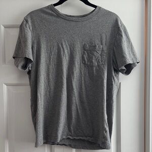 Mack Weldon gray tee